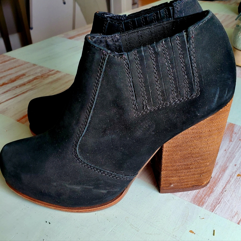 Jeffrey Campbell, 4 inch suede booties